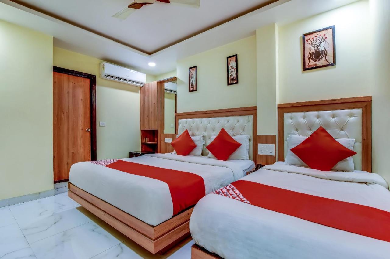 Hotel Sarthak Palace - By Pooja Hospitality New Delhi Exterior photo